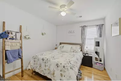 149 Bellair Pl, Newark, NJ 07104 - Photo 6