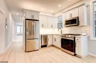 34 Millington Ave, Newark, NJ 07108 - Photo 10