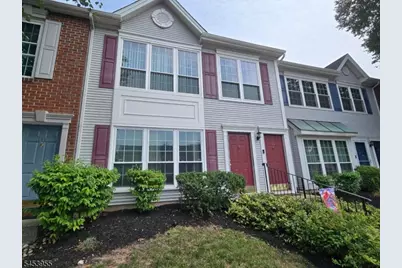 113 Gregory Ln, Franklin Township, NJ 08823 - Photo 2