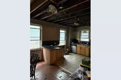 872 Lyons Ave, Irvington, NJ 07111 - Photo 8