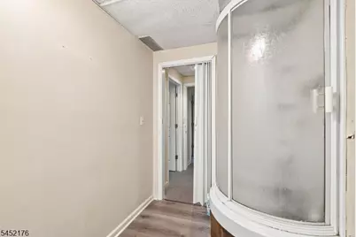 636 Easton Ave, Franklin Township, NJ 08873 - Photo 32