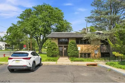636 Easton Ave, Franklin Township, NJ 08873 - Photo 2