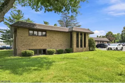 636 Easton Ave, Franklin Township, NJ 08873 - Photo 4