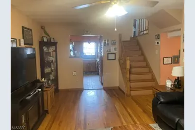 84 E Laurel St, Woodbridge Township, NJ 07064 - Photo 28