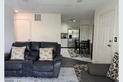253 Rachel Ct, Franklin Township, NJ 08823 - Photo 2