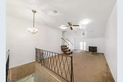 9 W Stimpson Ave, Linden, NJ 07036 - Photo 12
