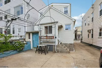 18 Patterson St, Harrison, NJ 07029 - Photo 42