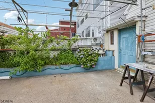 18 Patterson St, Harrison, NJ 07029 - Photo 44