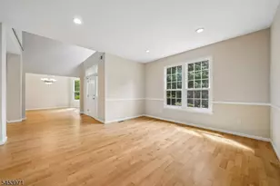 4 Revere Dr, Bernards Township, NJ 07920 - Photo 8
