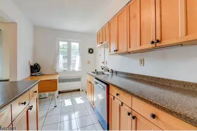 51B Troy Drive, Springfield, NJ 07081 - Photo 6