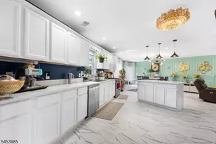 640 Riverside Ave, Lyndhurst Township, NJ 07071 - Photo 4