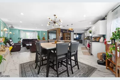 640 Riverside Ave, Lyndhurst Township, NJ 07071 - Photo 6