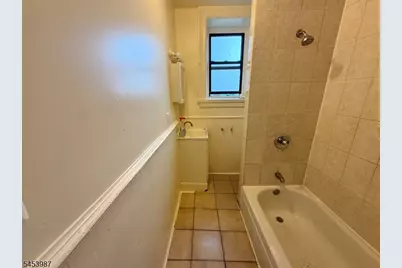 94 S Munn Ave #7, East Orange, NJ 07018 - Photo 4