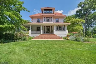 44 Manor Dr, Bernards Township, NJ 07920 - Photo 1