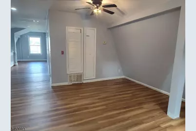 9 William St, Clifton, NJ 07014 - Photo 2