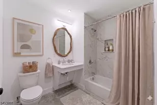 95 Shepherds Ln, Totowa, NJ 07512 - Photo 12