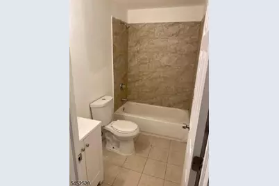 142 Abinger Pl, Newark, NJ 07106 - Photo 8