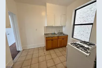 94 S Munn Ave #43, East Orange, NJ 07018 - Photo 2