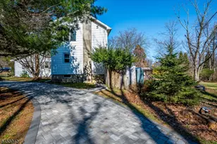 16 Sky Top Rd, Lebanon Township, NJ 07865 - Photo 4