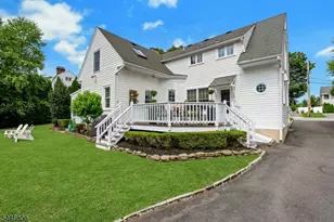 35 Hamilton Rd, Morristown, NJ 07960 - Photo 4