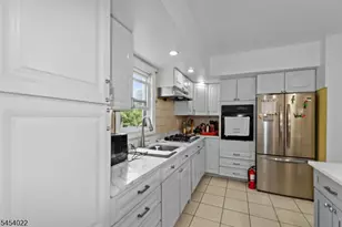 1603 Bayview Ave, Hillside, NJ 07205 - Photo 14