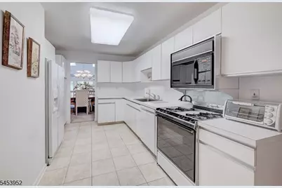 88 Sullivan Dr, West Orange Township, NJ 07052 - Photo 12