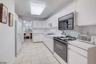 88 Sullivan Dr, West Orange Township, NJ 07052 - Photo 12