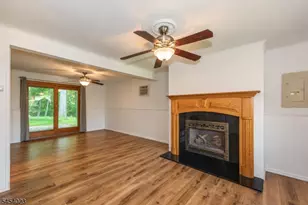 42 Scenic Dr, Green Township, NJ 07821 - Photo 4
