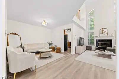 50 Washington Ct, Montville Township, NJ 07082 - Photo 4