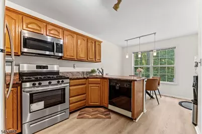 50 Washington Ct, Montville Township, NJ 07082 - Photo 10