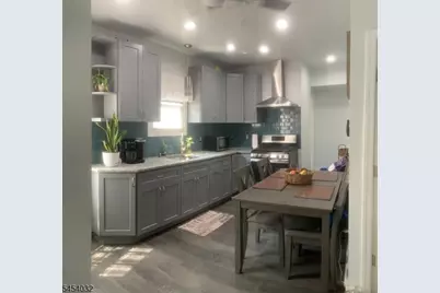 166 E 17th St, Paterson, NJ 07524 - Photo 4