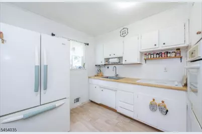 173 E Central Ave, Wharton, NJ 07885 - Photo 8