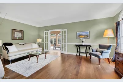 41 Wellington Dr, Washington Township, NJ 07853 - Photo 8