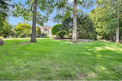 41 Wellington Dr, Washington Township, NJ 07853 - Photo 46