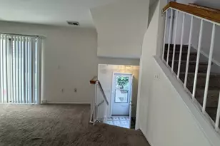 468 Great Beds Ct, Perth Amboy, NJ 08861 - Photo 8