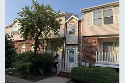 468 Great Beds Ct #468, Perth Amboy, NJ 08861 - Photo 4