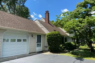 260 Nagle St, Bridgewater, NJ 08805 - Photo 2