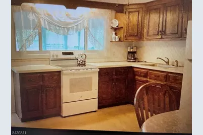 260 Nagle St, Bridgewater, NJ 08805 - Photo 8