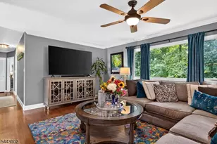 9 Michael Ct, Rockaway Township, NJ 07801 - Photo 4