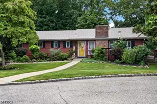 9 Michael Ct, Rockaway Township, NJ 07801 - Photo 1