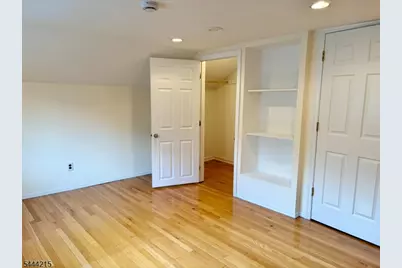 32 Pawnee Ave, Parsippany, NJ 07034 - Photo 8
