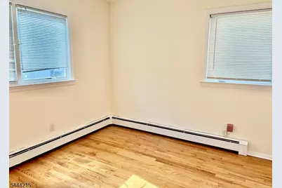 32 Pawnee Ave, Parsippany, NJ 07034 - Photo 10