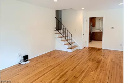 32 Pawnee Ave, Parsippany, NJ 07034 - Photo 6