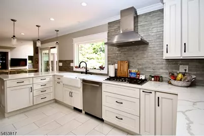 9 Watch Hill Rd, Mahwah, NJ 07430 - Photo 12
