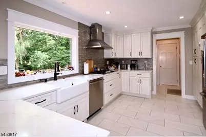 9 Watch Hill Rd, Mahwah, NJ 07430 - Photo 10