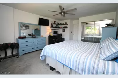 808 Eves Dr #2M, Hillsborough Township, NJ 08844 - Photo 6