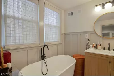 46 Hazelwood Rd #1, Bloomfield, NJ 07003 - Photo 10