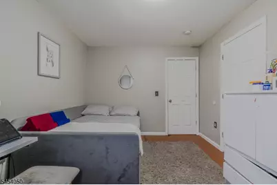 74 Lincoln Pl, Irvington, NJ 07111 - Photo 14
