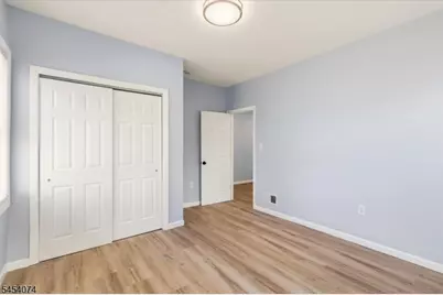 76 Grumman Ave, Newark, NJ 07112 - Photo 12