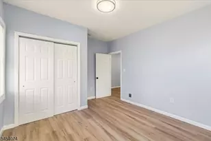 76 Grumman Ave, Newark, NJ 07112 - Photo 12